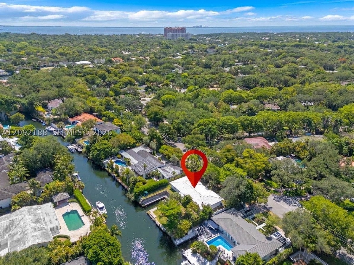 View photos, virtual tours, details... 739 S Alhambra Cir