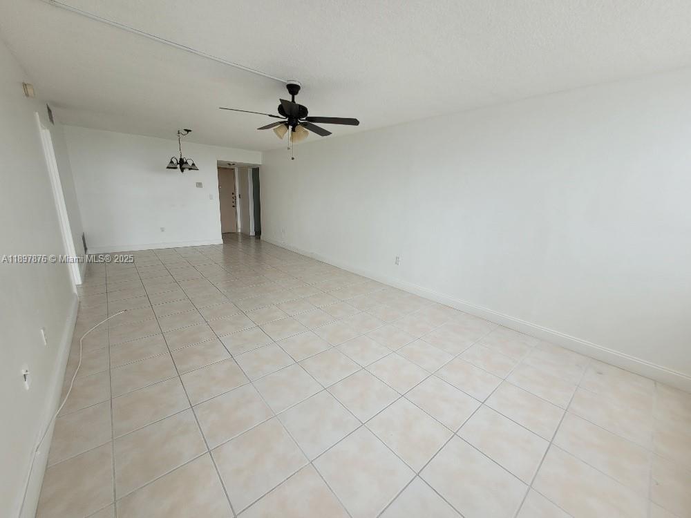 WILSHIRE CONDO - Residential Lease
