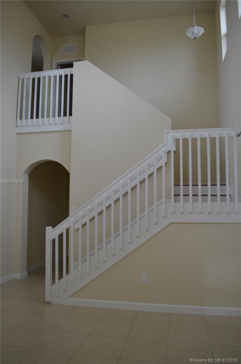 Kendall Commons Residenti - Residential Lease