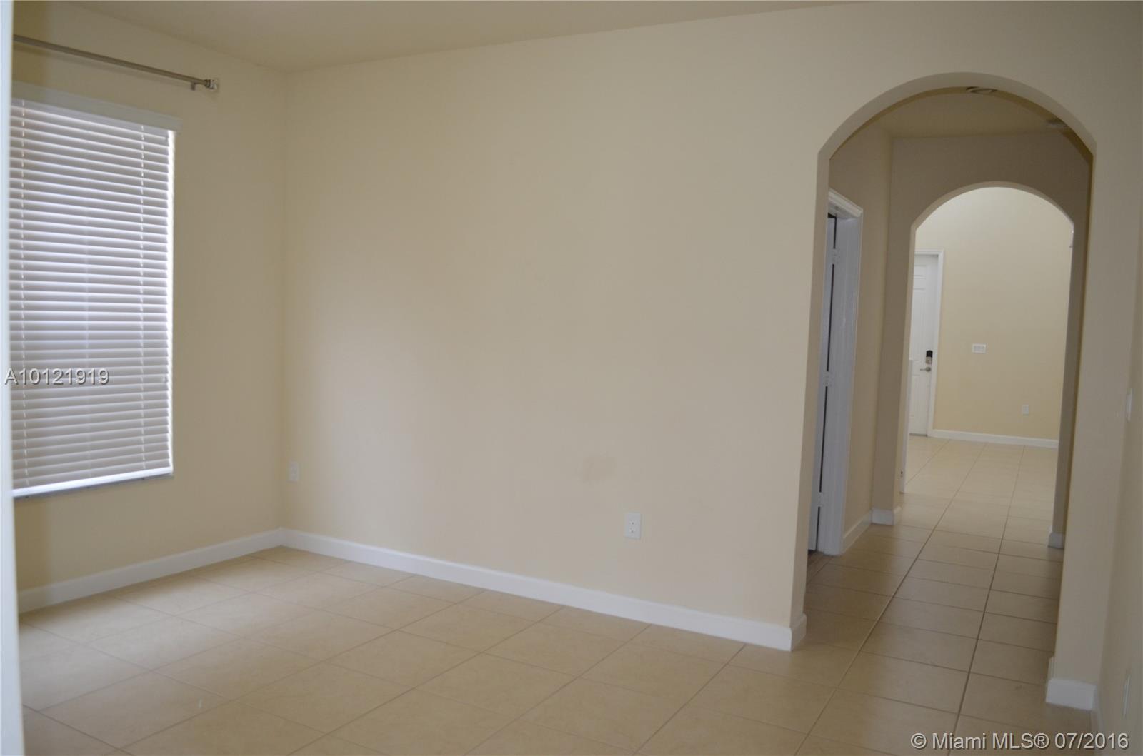 Kendall Commons Residenti - Residential Lease