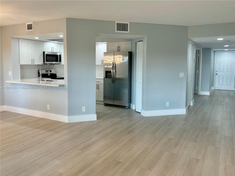 Condominium in Pembroke Pines FL 700 128th Ave Ave 3.jpg