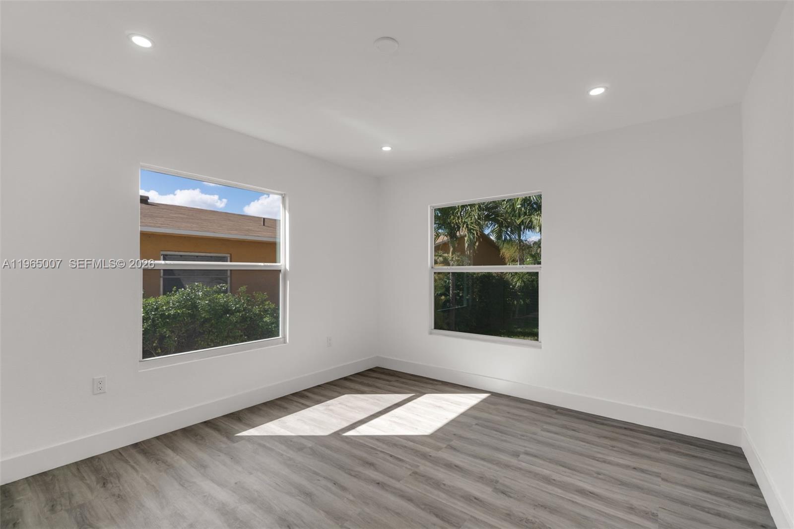 HALLANDALE BY THE SEA - Residential