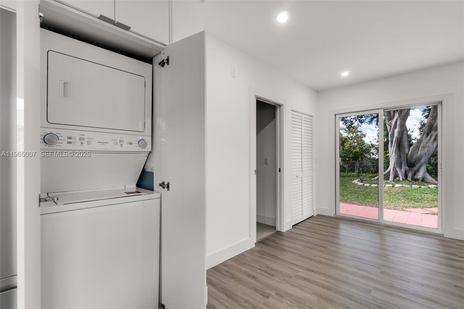 HALLANDALE BY THE SEA - Residential