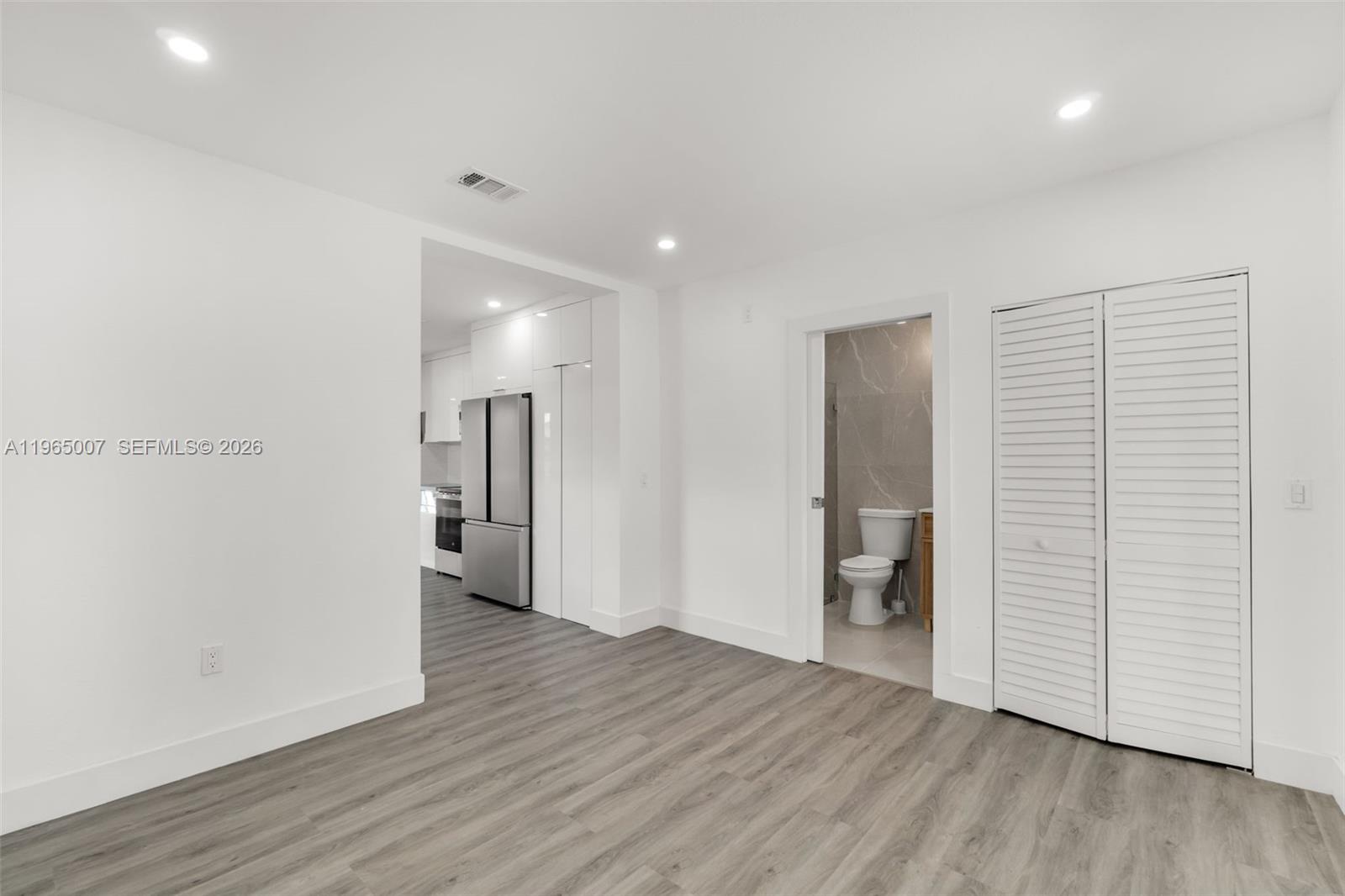 HALLANDALE BY THE SEA - Residential