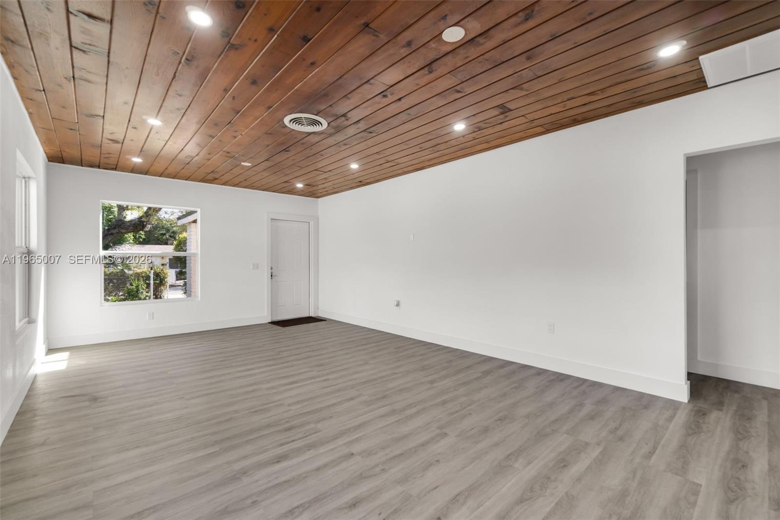 HALLANDALE BY THE SEA - Residential