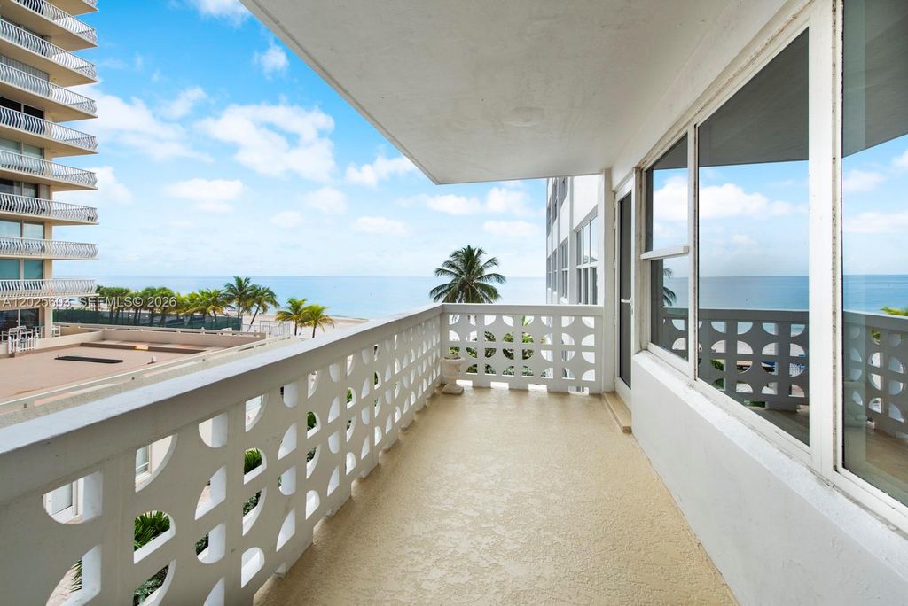 Photo of 4010 Galt Ocean Dr #302, Fort Lauderdale, FL 33308 (MLS # A12025603)
