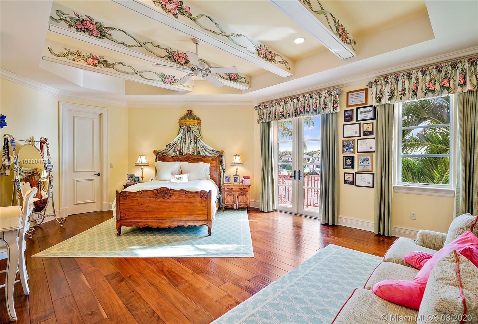 Admirals Cove - Residential