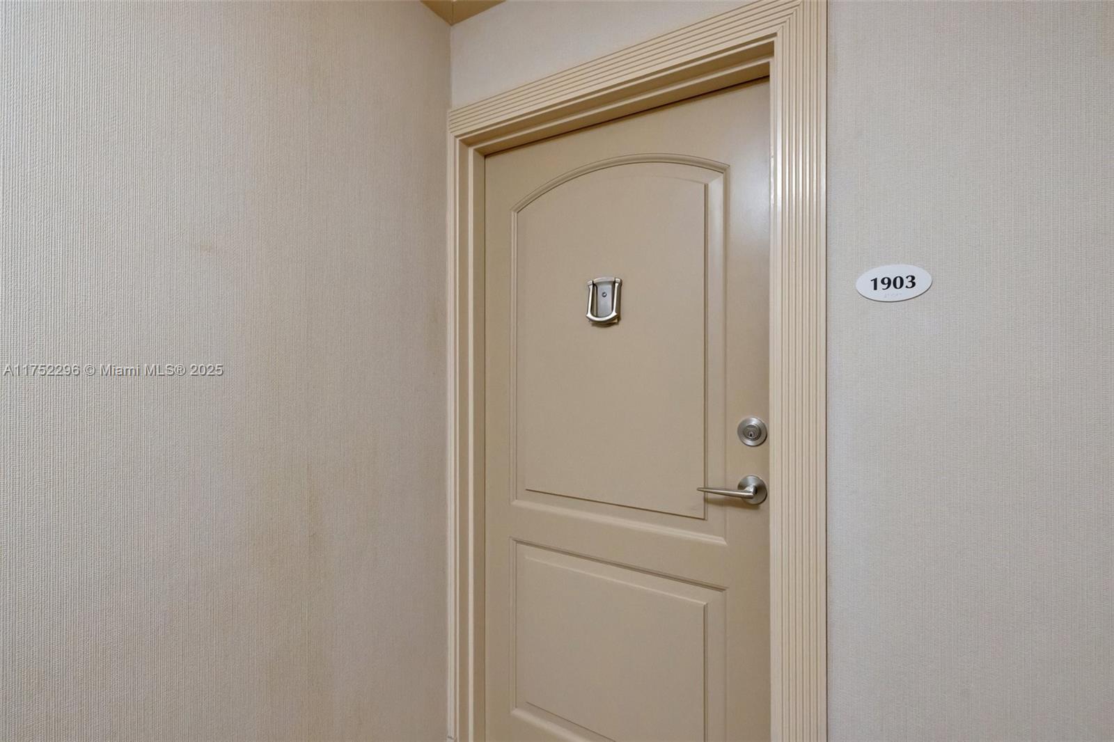 AVENTURA ELDORADO CONDO - Residential