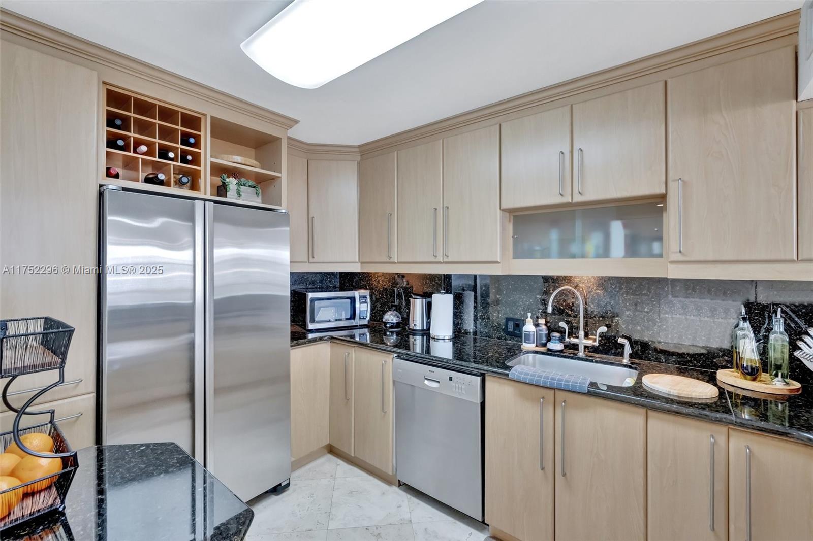 AVENTURA ELDORADO CONDO - Residential