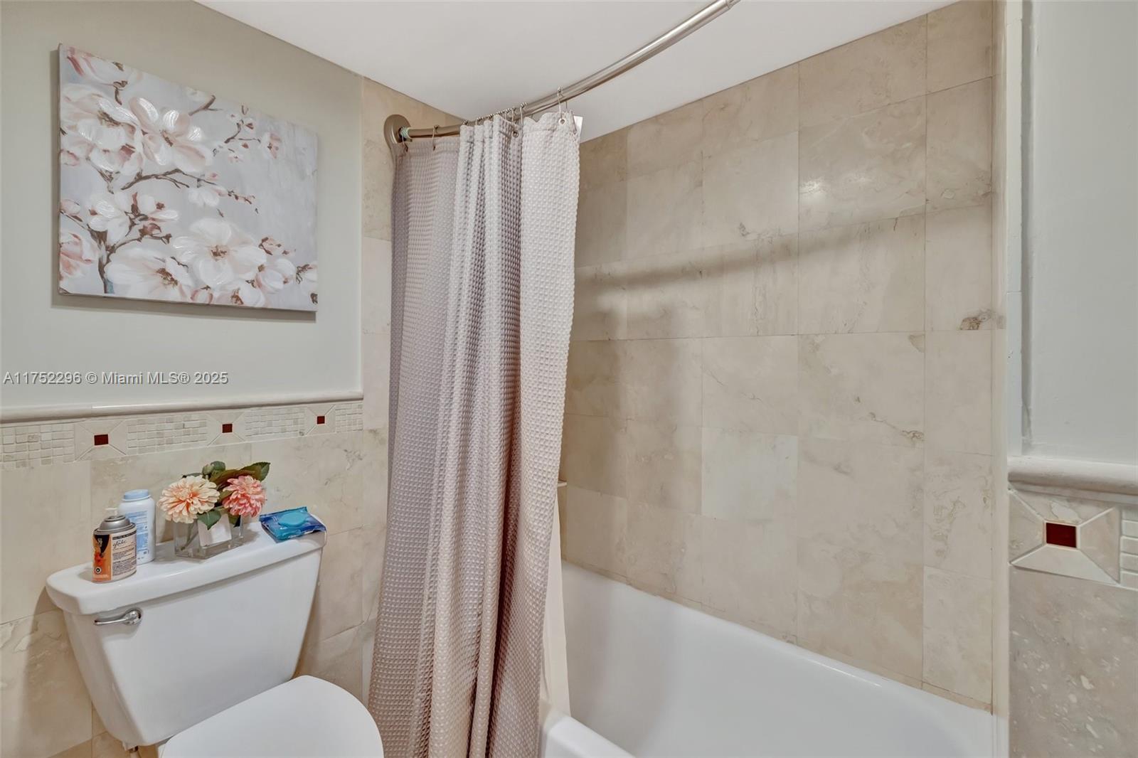 AVENTURA ELDORADO CONDO - Residential