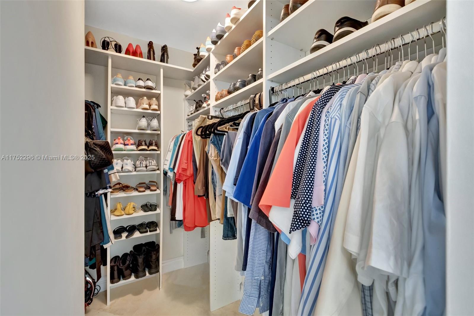 AVENTURA ELDORADO CONDO - Residential