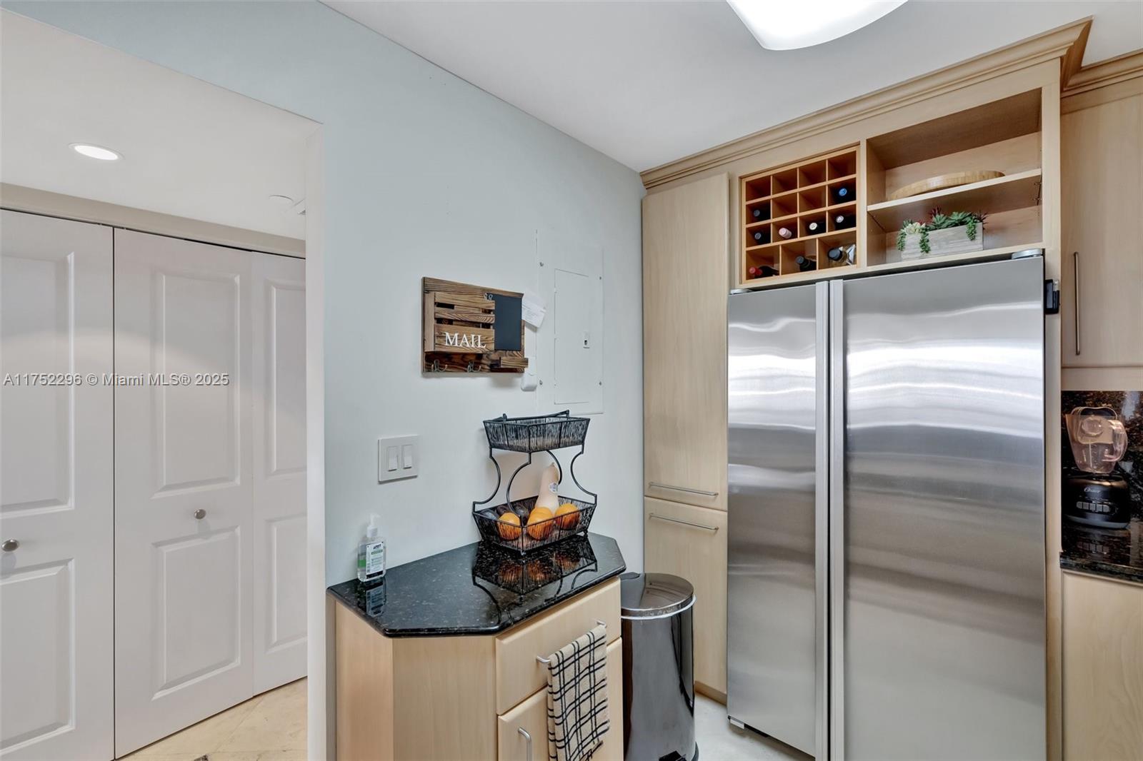 AVENTURA ELDORADO CONDO - Residential