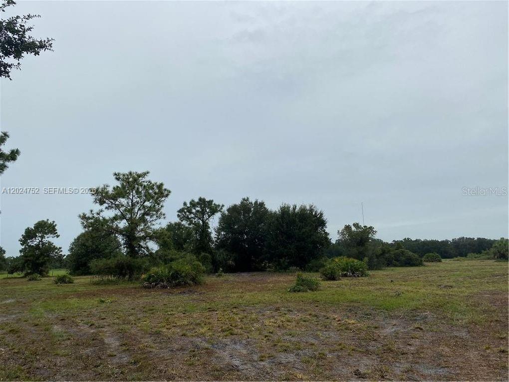 1525 N HIGHWAY 17