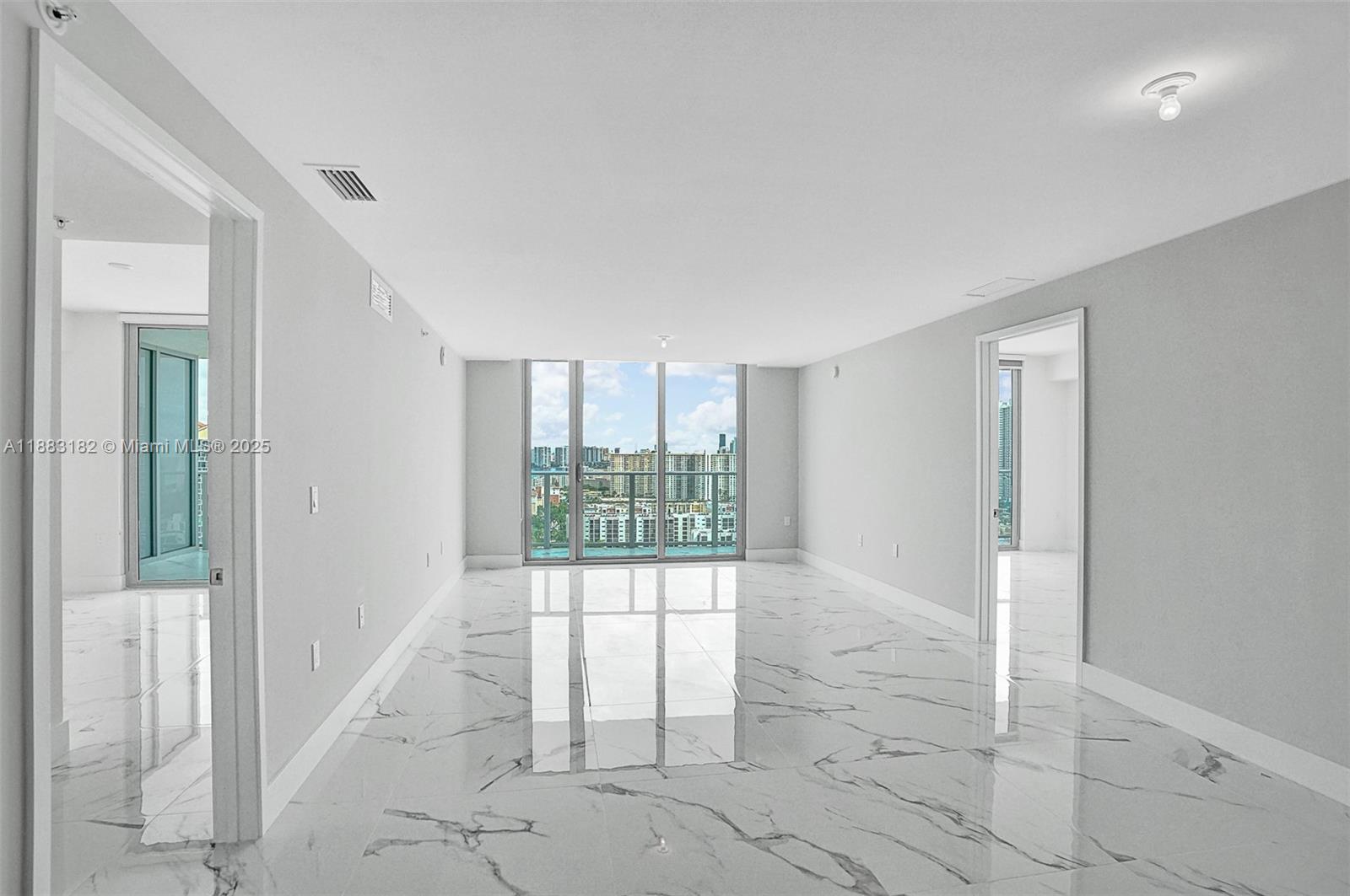 PARQUE TOWERS CONDO - Residential