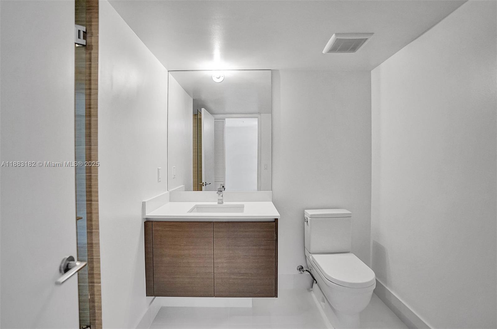PARQUE TOWERS CONDO - Residential
