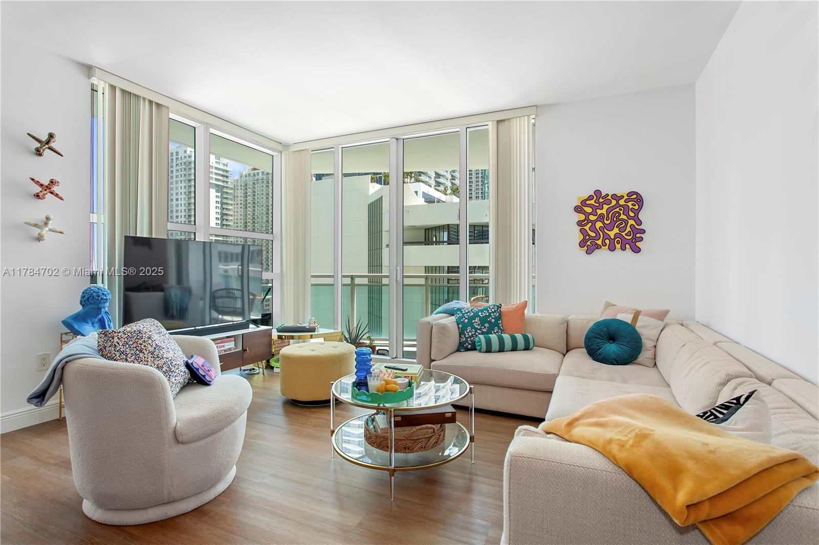search properties 4 951 Brickell Ave 1110