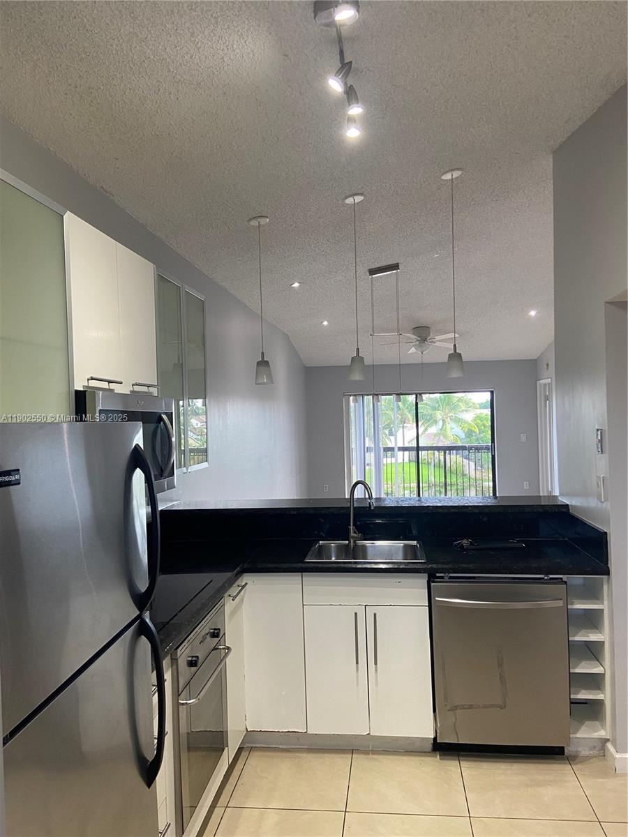 VILLAS DE VENEZIA CONDO - Residential