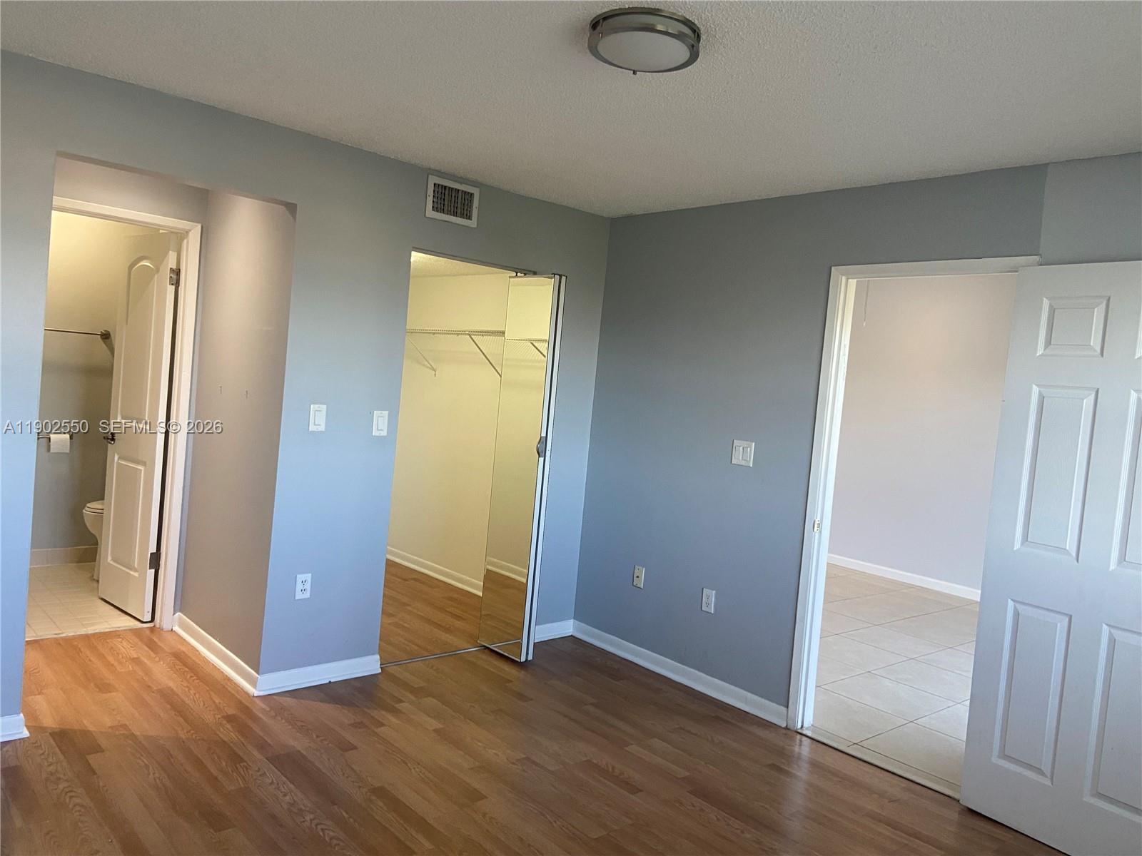 VILLAS DE VENEZIA CONDO - Residential