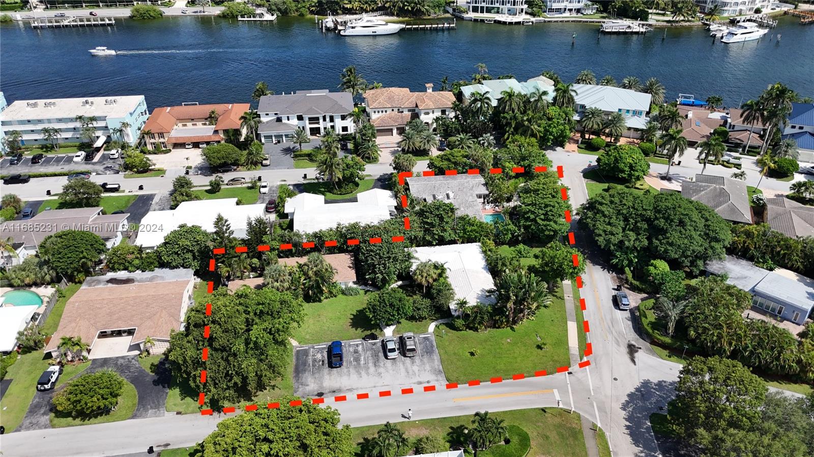 This is a rare opportunity to acquire three large, well-configured parcels in one of the most
coveted parts of Lighthouse Point. These expansive lots offer excellent potential for
development, with the option to build up to six luxury townhomes or three homes—an
opportunity of this scale is rarely available in this highly desirable area.
Zoning: RD10 (10 Units per acre)
? 2713 NE 30th Ave: 0.2167 acres (9,440 sq. ft.)
? 2718 NE 29th Ave: 0.2235 acres (9,735 sq. ft.)
? 2730 NE 29th Ave: 0.2180 acres (9,497 sq. ft.)
Total Acreage: 0.6582 acres
Total Square Footage: 28,672 sq. ft.
? Parcel 1 (2713 NE 30th Ave): Two 2-bed/2-bath units and one 1-bed/1-bath unit.
? Parcel 2 (2718 NE 29th Ave): Two 2-bed/2-bath units.
? Parcel 3 (2730 NE 29th Ave): Two 2-bed/2-bath units.