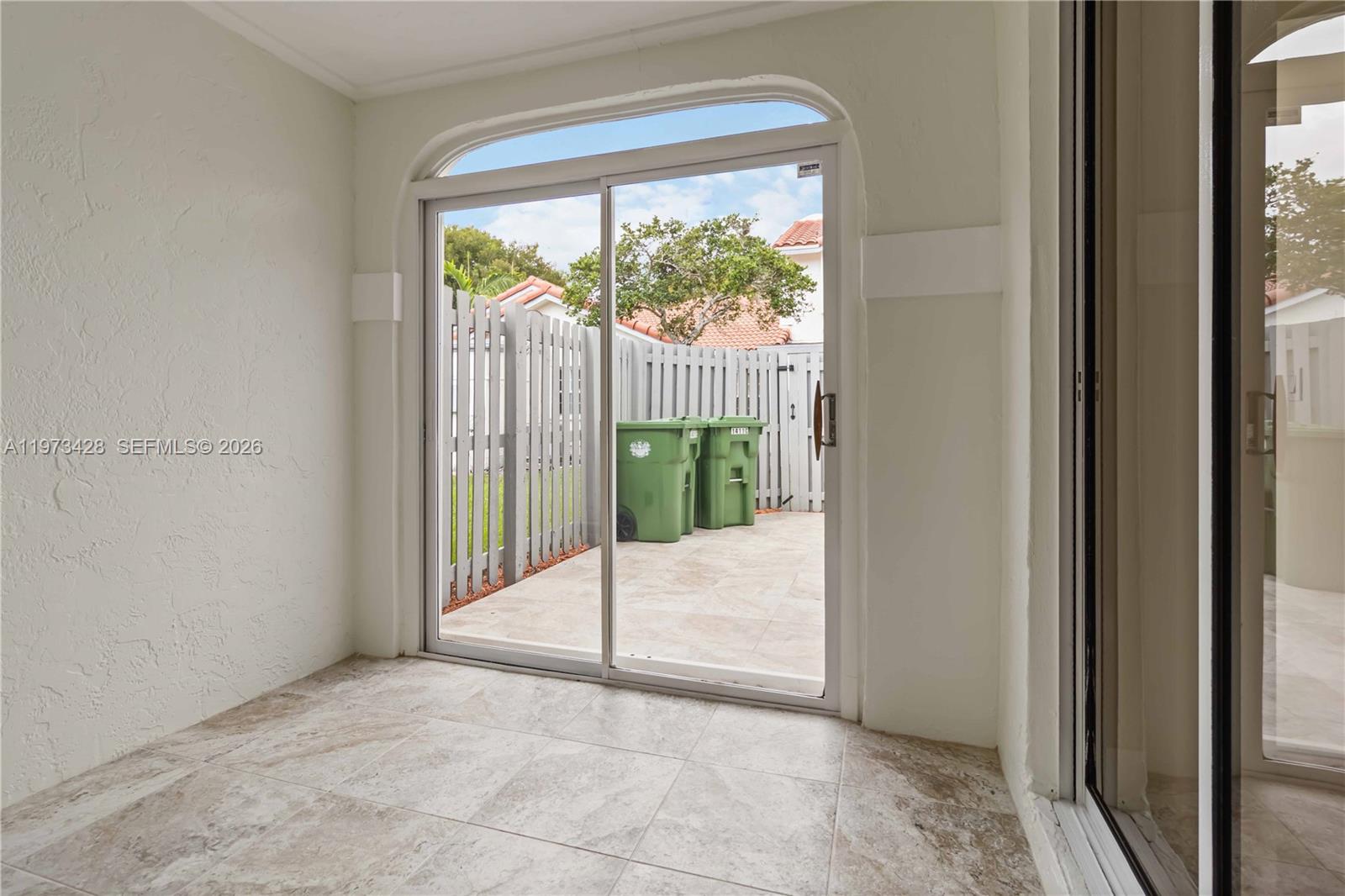 COUNTRY ISLES PHASE II - Residential