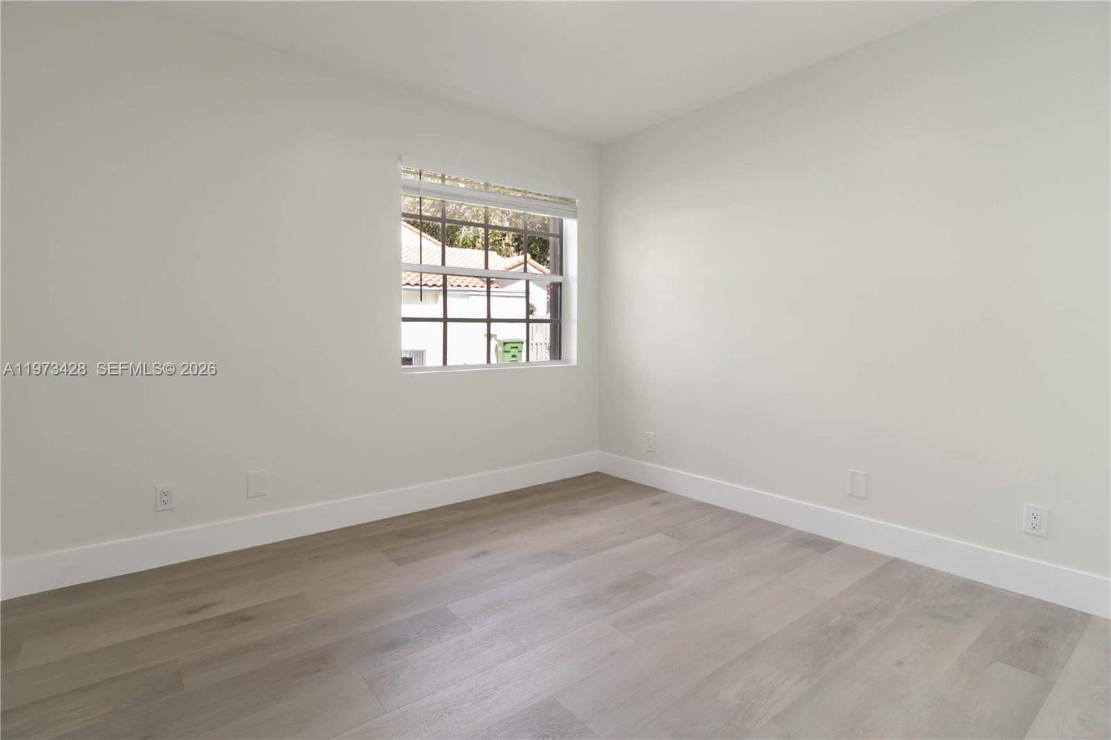 COUNTRY ISLES PHASE II - Residential