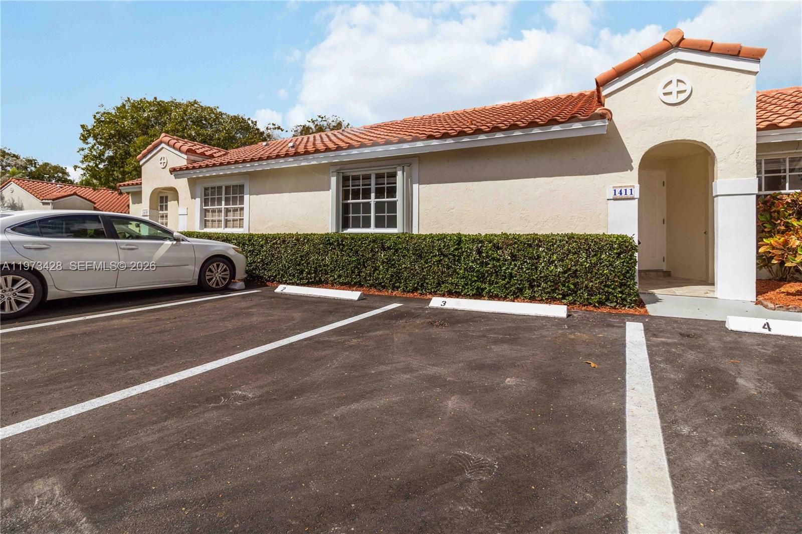 COUNTRY ISLES PHASE II - Residential