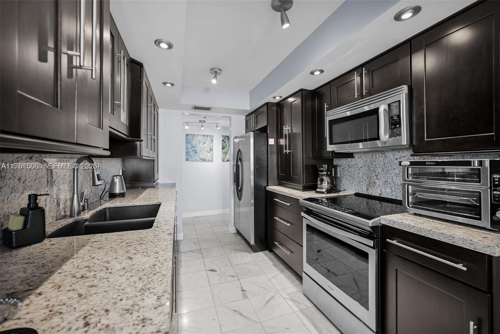ANCHOR BAY CLUB CONDO - Residential