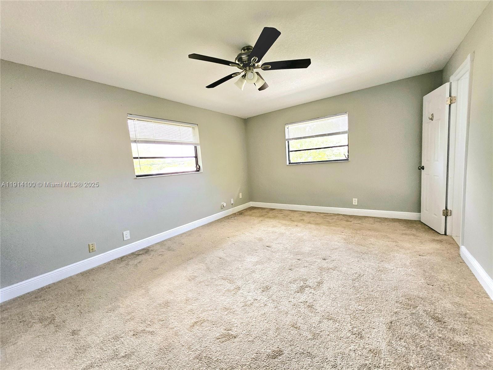 LAUDERDALE - Residential Lease