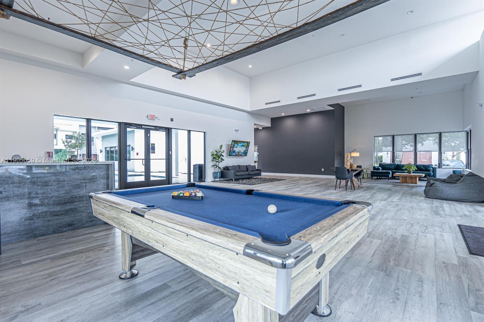 PLANTATION BUSINESS PARK - Residential Lease