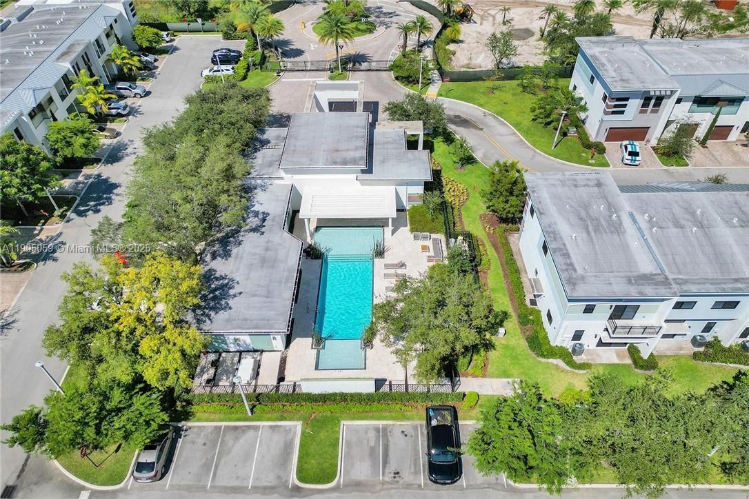 PLANTATION BUSINESS PARK - Residential Lease