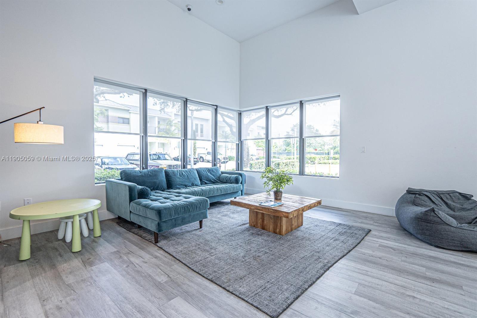 PLANTATION BUSINESS PARK - Residential Lease