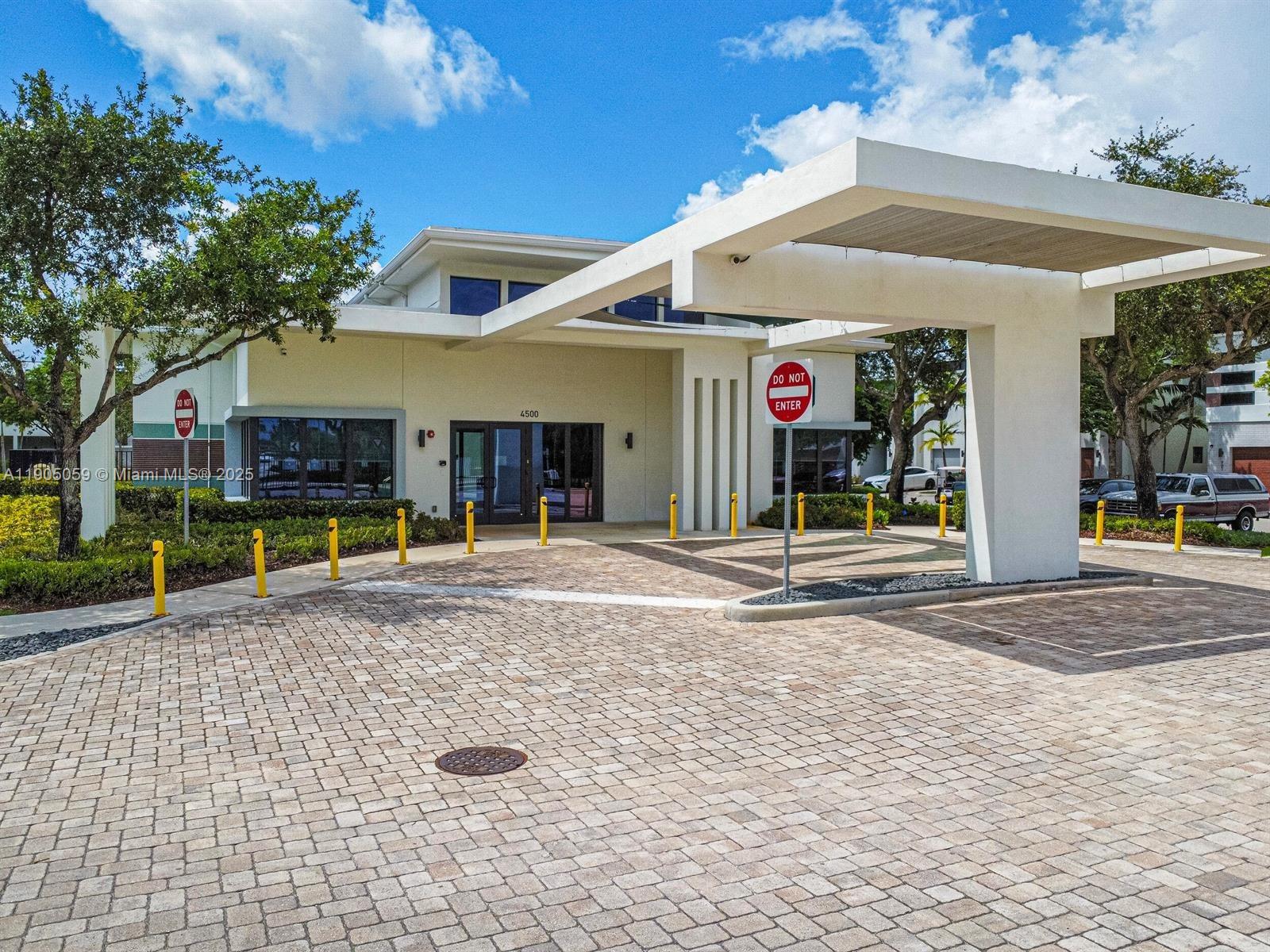 PLANTATION BUSINESS PARK - Residential Lease