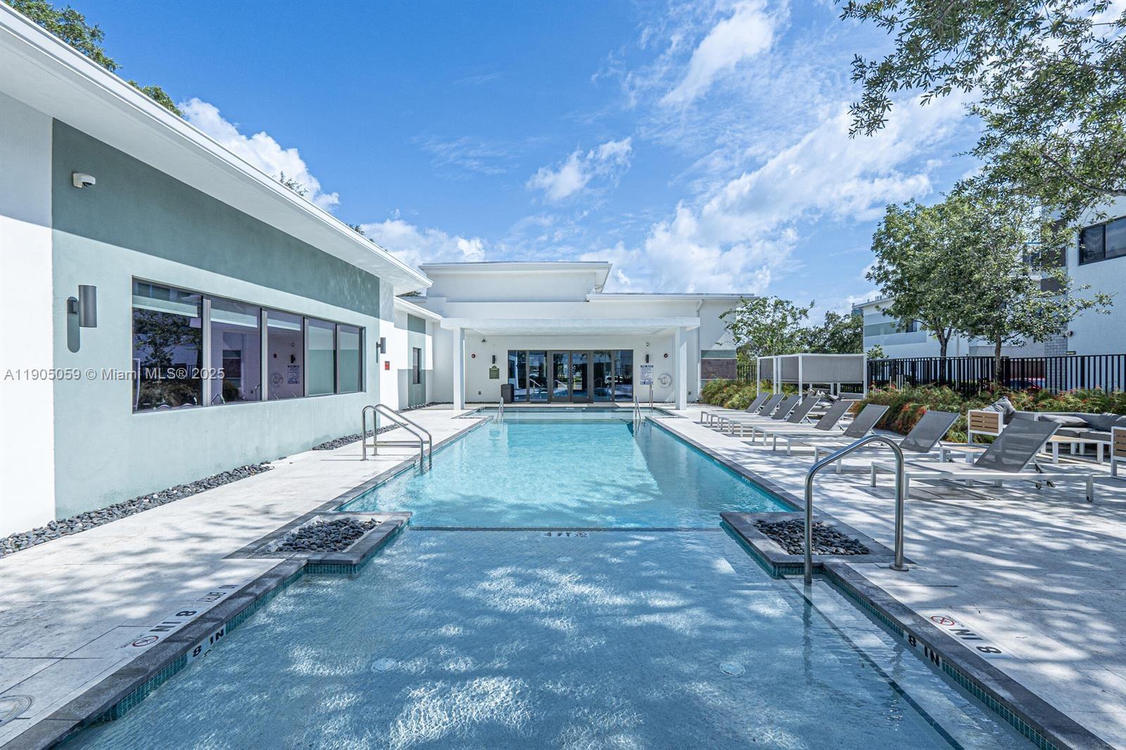 PLANTATION BUSINESS PARK - Residential Lease