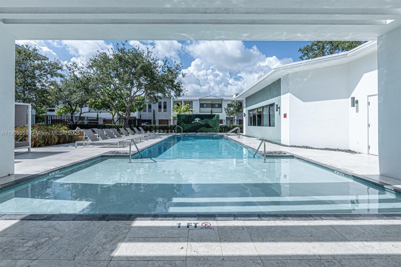 PLANTATION BUSINESS PARK - Residential Lease