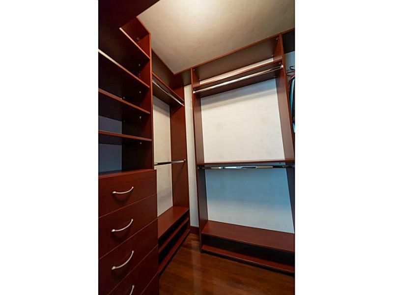 M SHORES BAY PK ESTS - Residential Lease