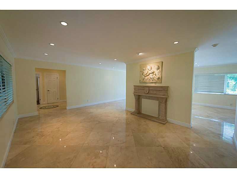 M SHORES BAY PK ESTS - Residential Lease