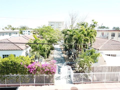8335 Crespi Blvd 3 Miami Beach FL 33141