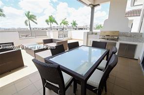 DOWNTOWN DORAL DUTCHER - Residential Lease