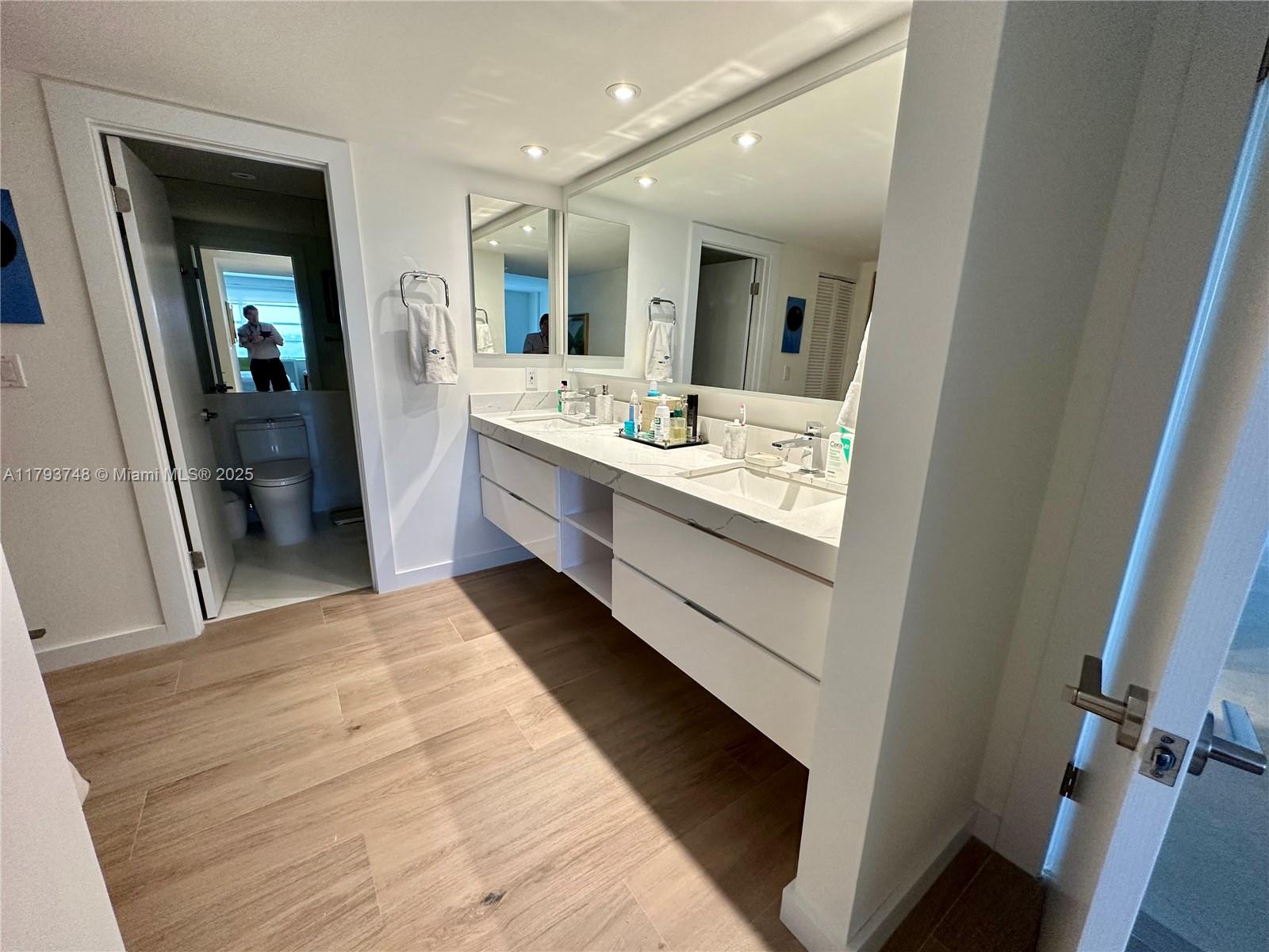 COMMODORE CLUB WEST CONDO - Residential Lease