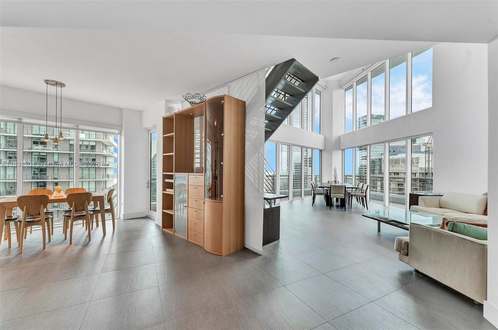 INFINITY AT BRICKELL COND - Residential