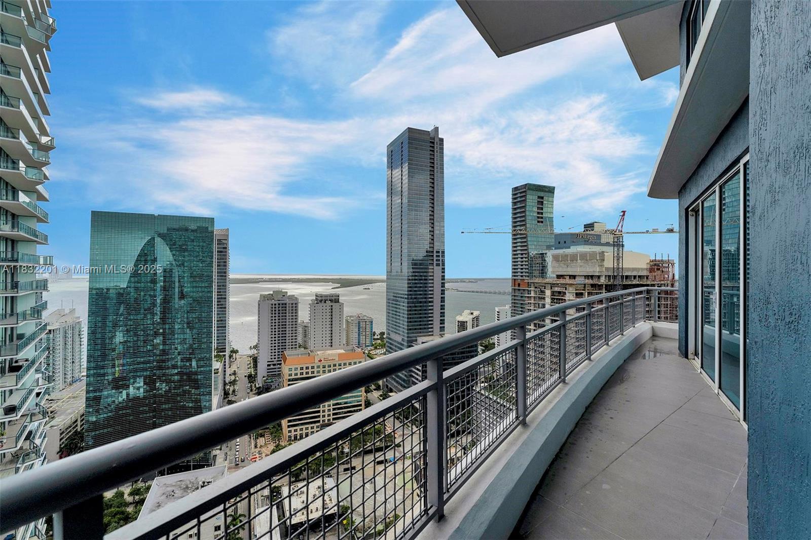 INFINITY AT BRICKELL COND - Residential