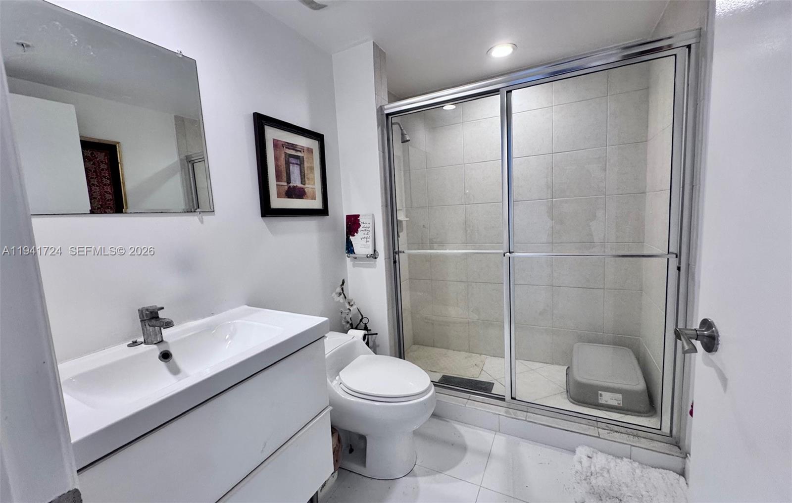 THE OAKS I CONDO - Residential