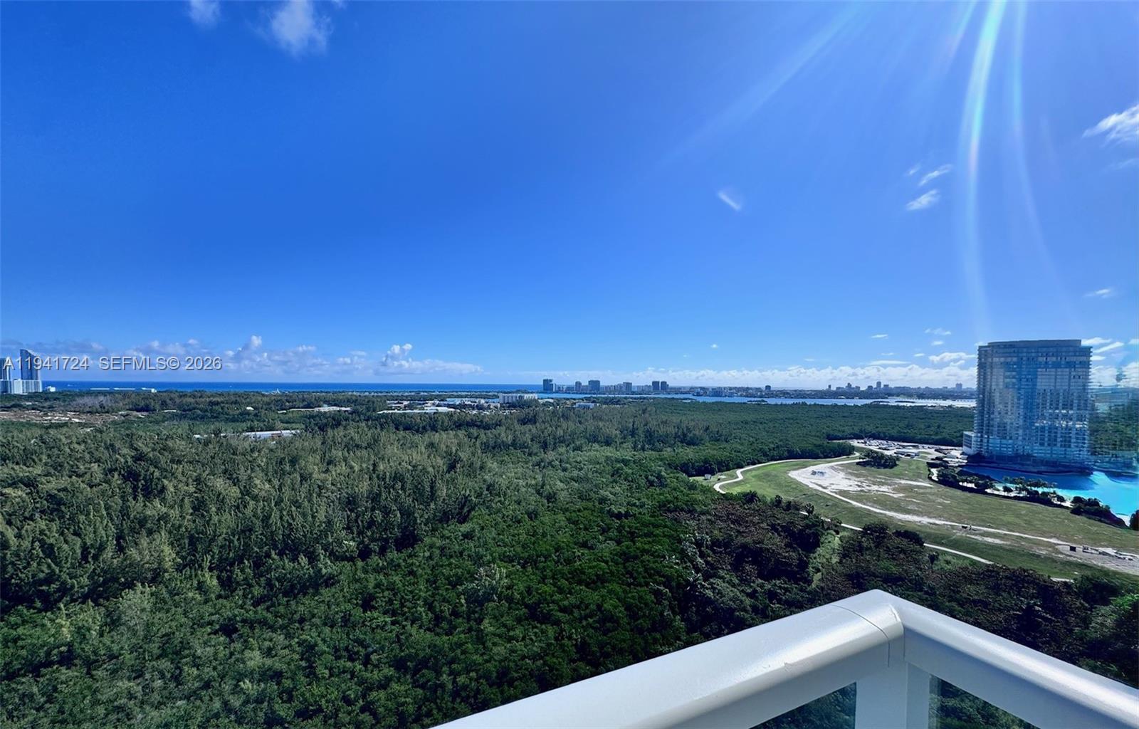 THE OAKS I CONDO - Residential