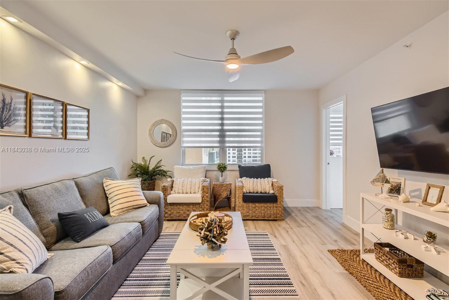 WAVE CONDO - Residential Lease