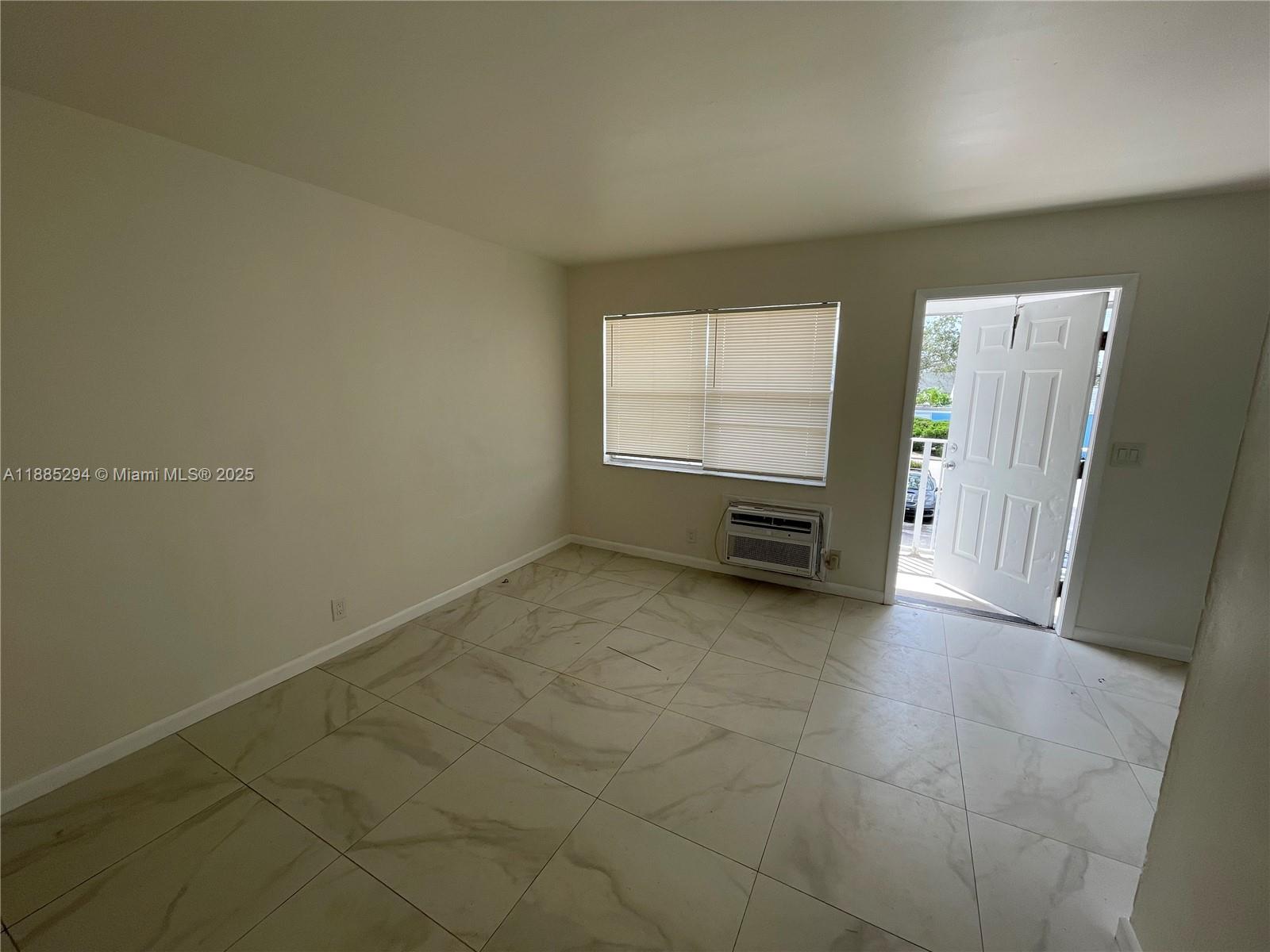 LAKE WORTH TOWN OF ADD 1 - Residential Lease