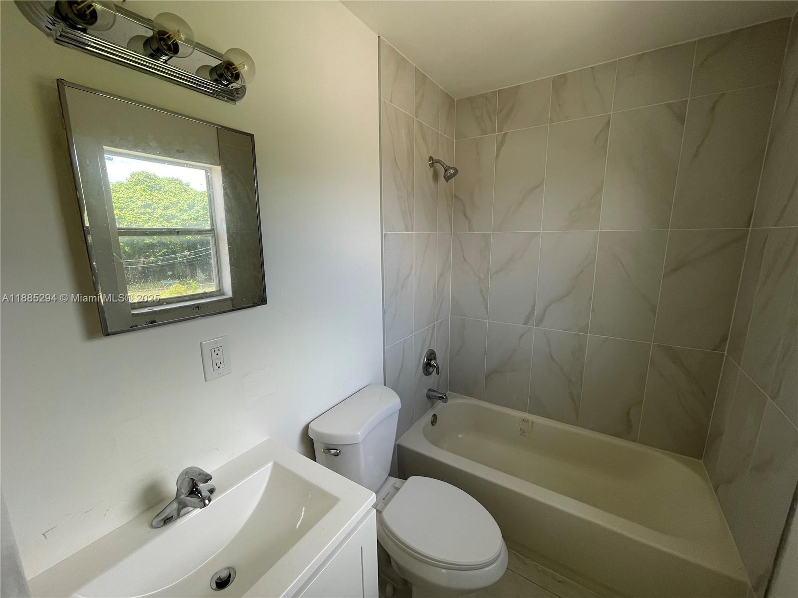 LAKE WORTH TOWN OF ADD 1 - Residential Lease
