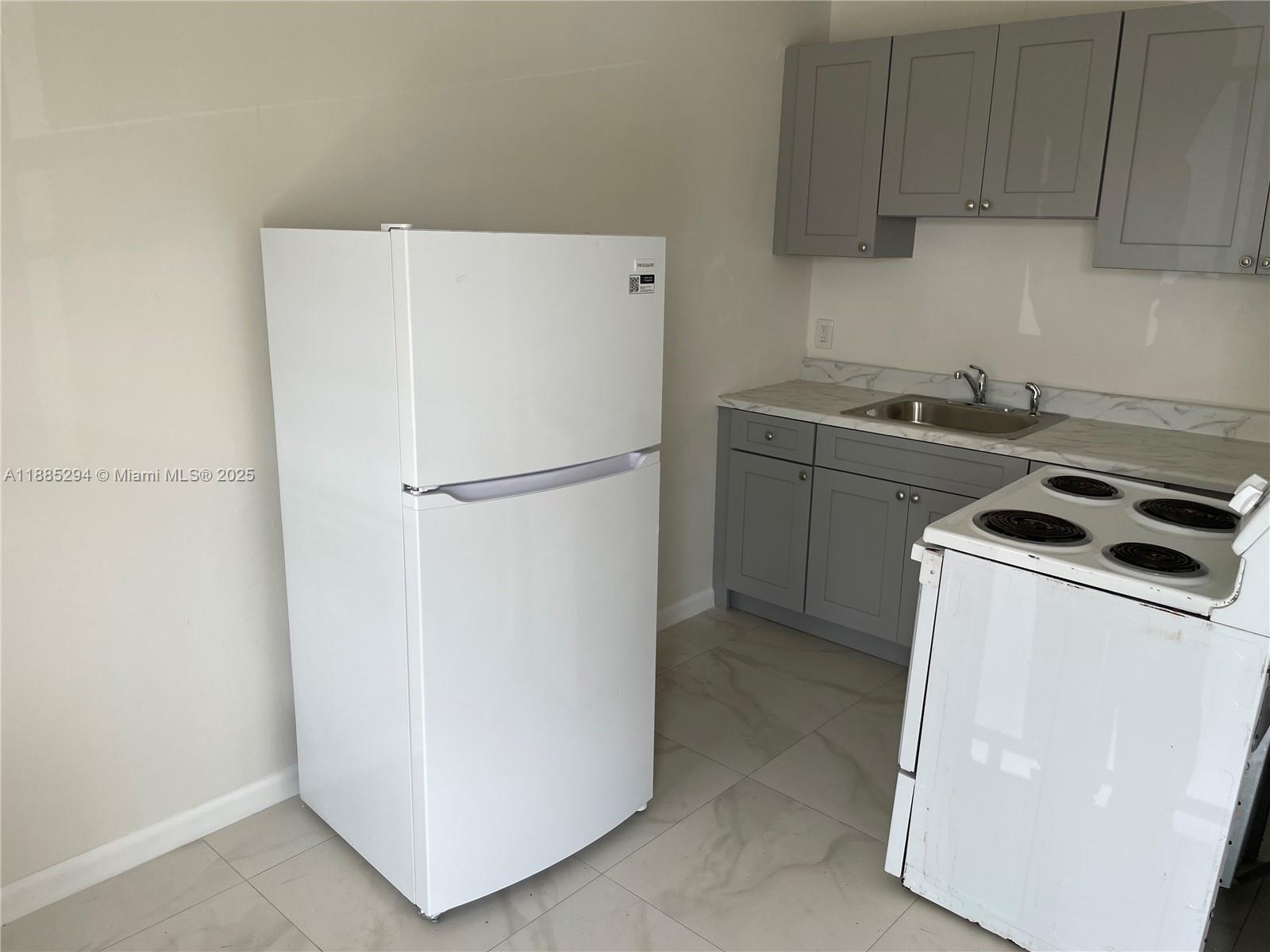 LAKE WORTH TOWN OF ADD 1 - Residential Lease