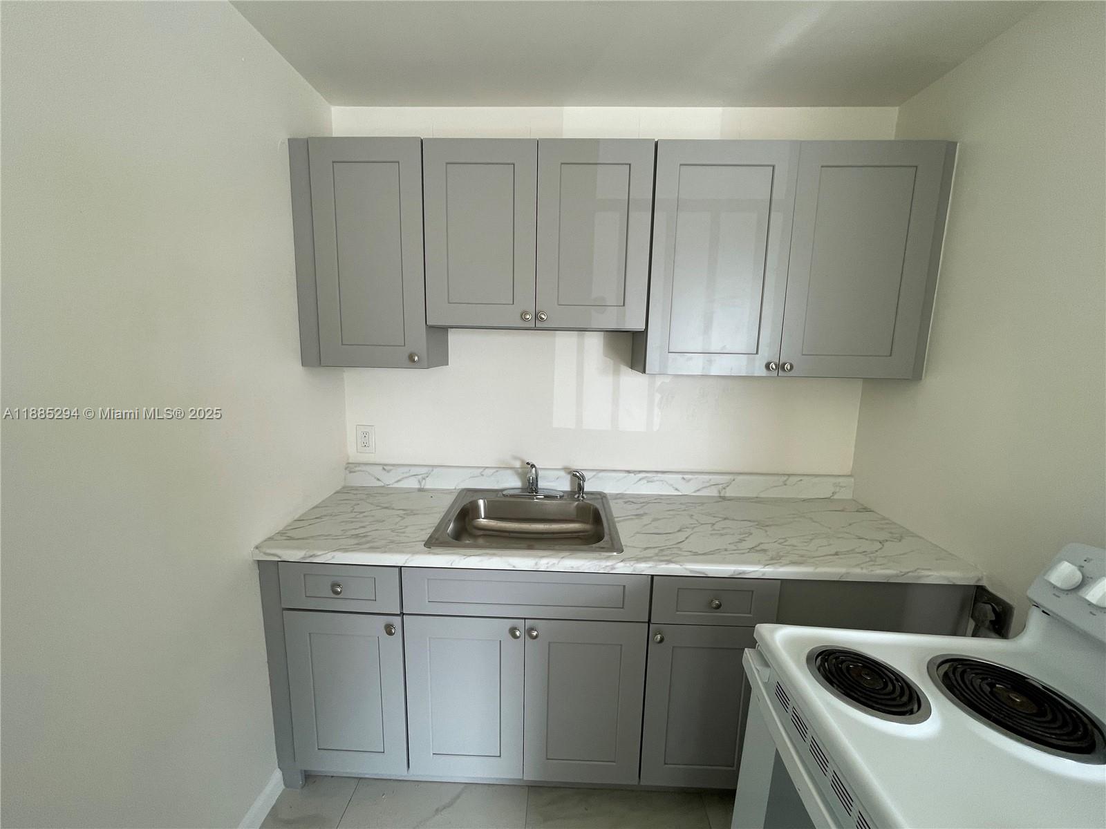 LAKE WORTH TOWN OF ADD 1 - Residential Lease