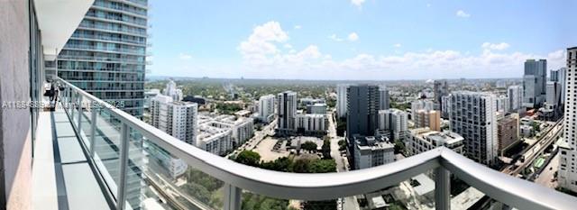 THE AXIS ON BRICKELL II C - Residential Lease