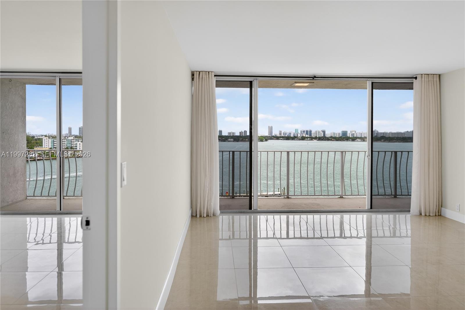 THE GRANDVIEW PALACE COND - Residential